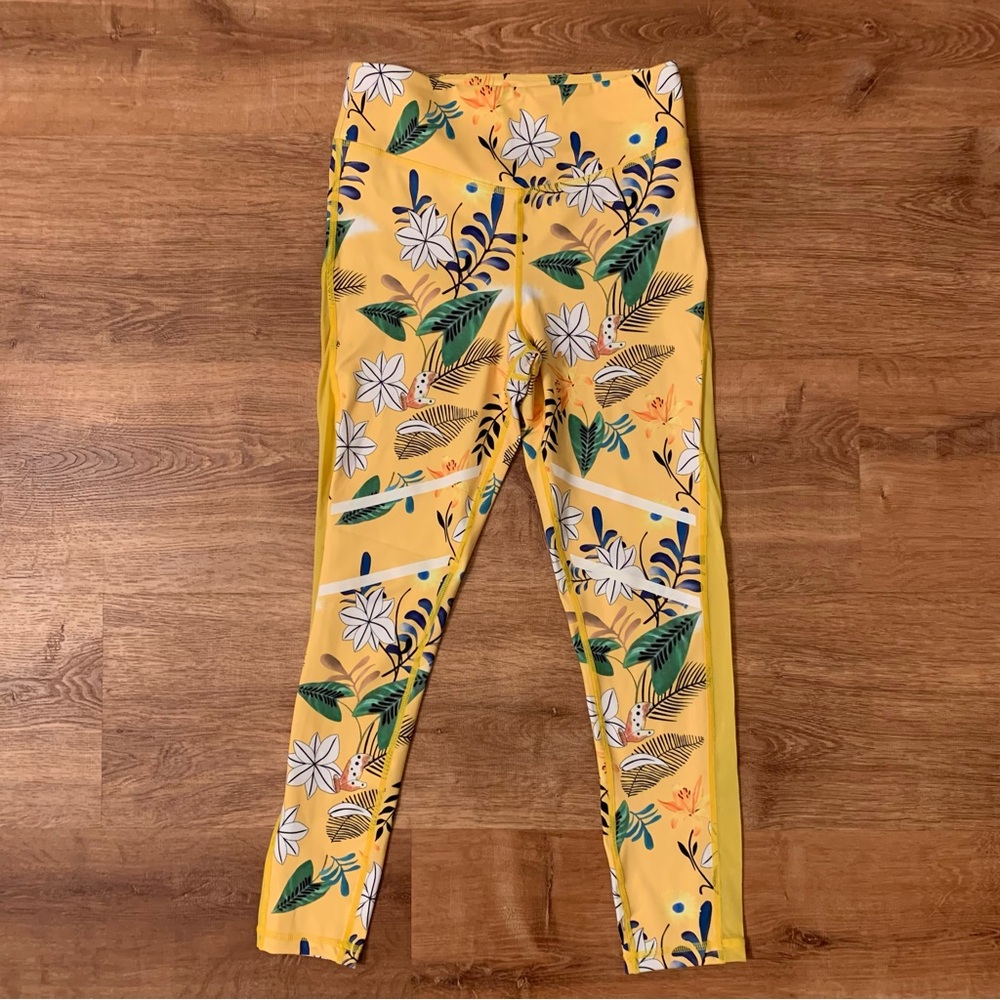 ZYIA Floral Reflective Light n Tight Hi-Rise 7/8 24” Yellow Floral Sz 6-8 Med